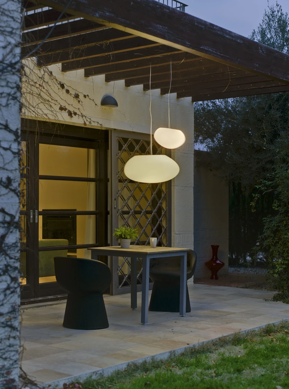 Suspension Petra 40 Ovale 40x29x20cm - Blanc 5 Suspension Petra 40 Ovale 40x29x20cm - Blanc – Image 3