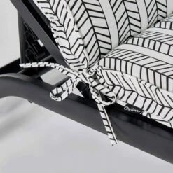 Coussin Bain De Soleil Polyester Blanc Et Noir 186 X 60 X 5 Cm -VerdeLuxe 6488658fa3f320.93992591